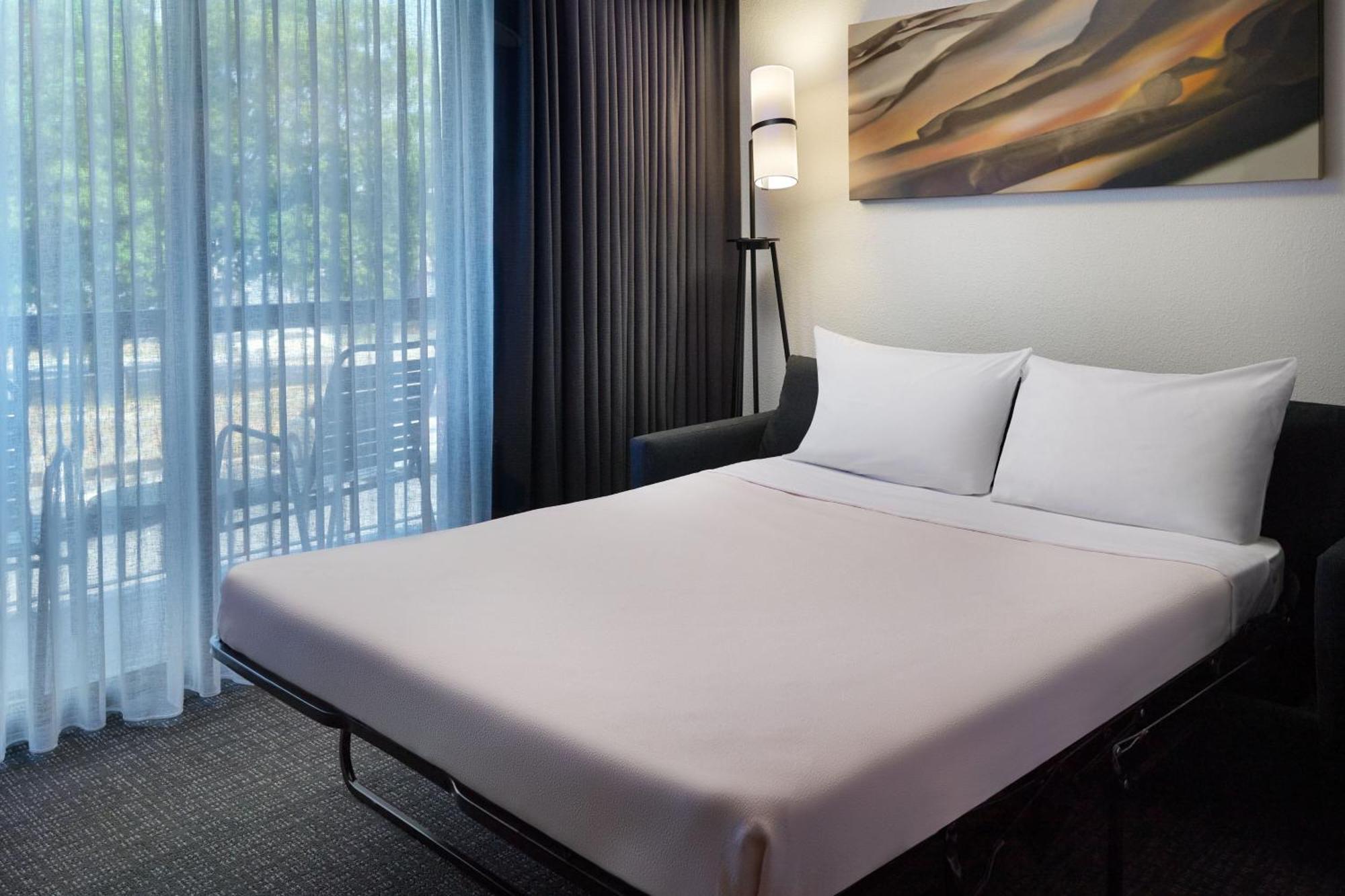 Courtyard By Marriott Augusta Hotel Exterior foto
