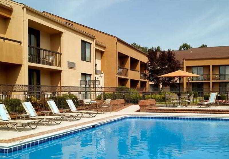 Courtyard By Marriott Augusta Hotel Exterior foto