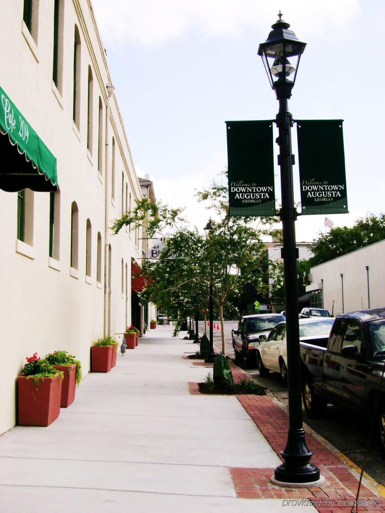 Courtyard By Marriott Augusta Hotel Exterior foto